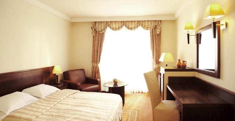 Family Hotel Pagus 帕格 外观 照片