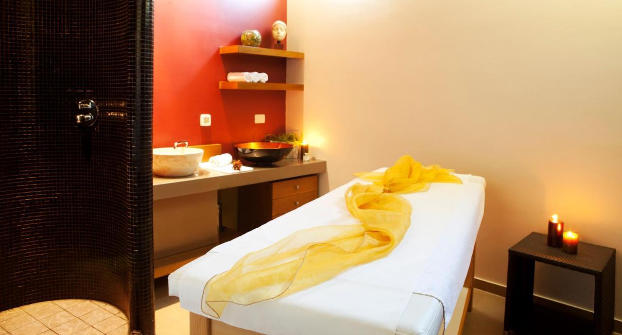 Family Hotel Pagus 帕格 外观 照片